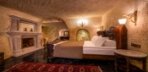 Junior Cave Dublex Suite with Bathtub & Fireplace Görseli