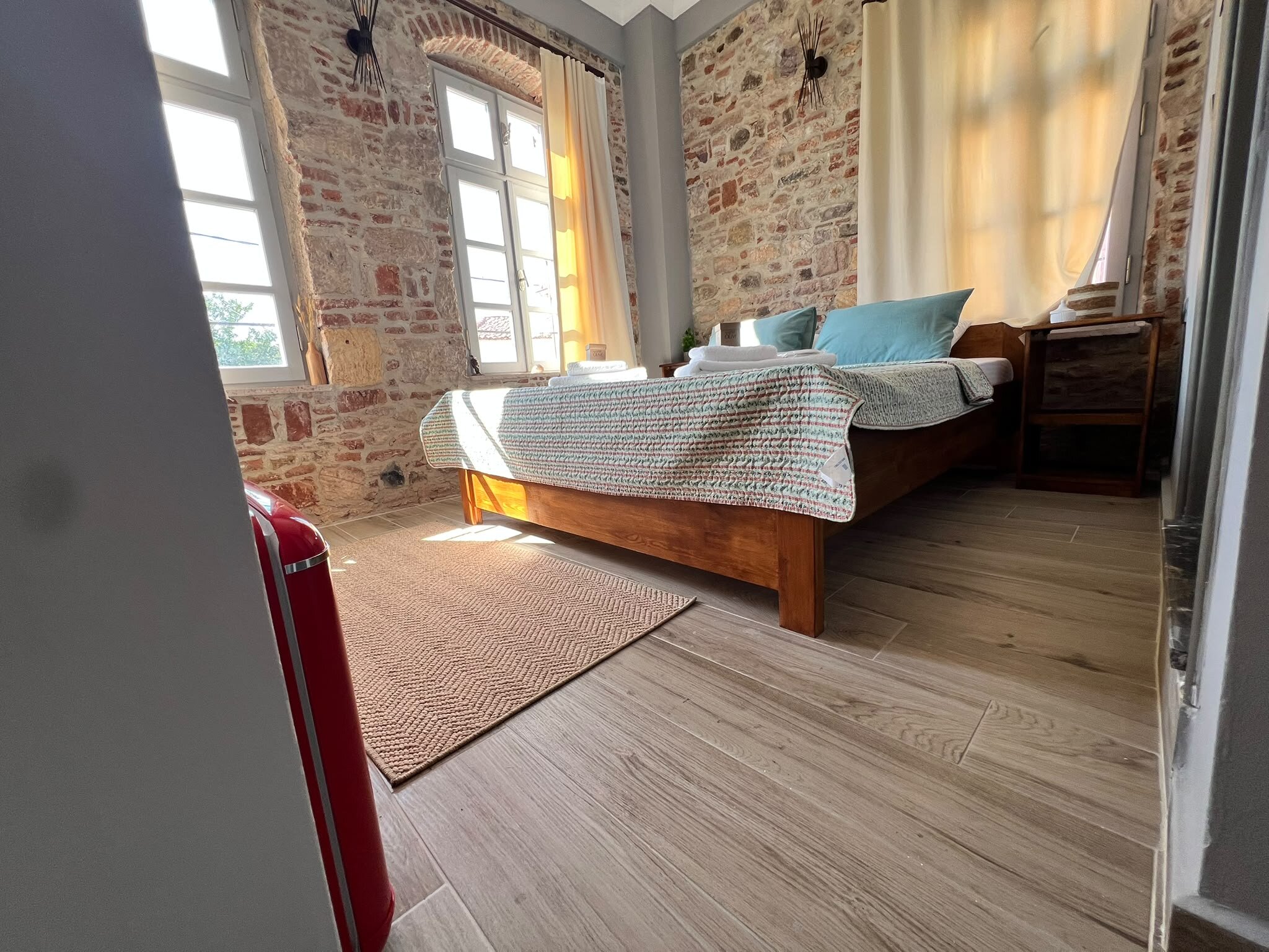 Arcadia Cunda · 12
