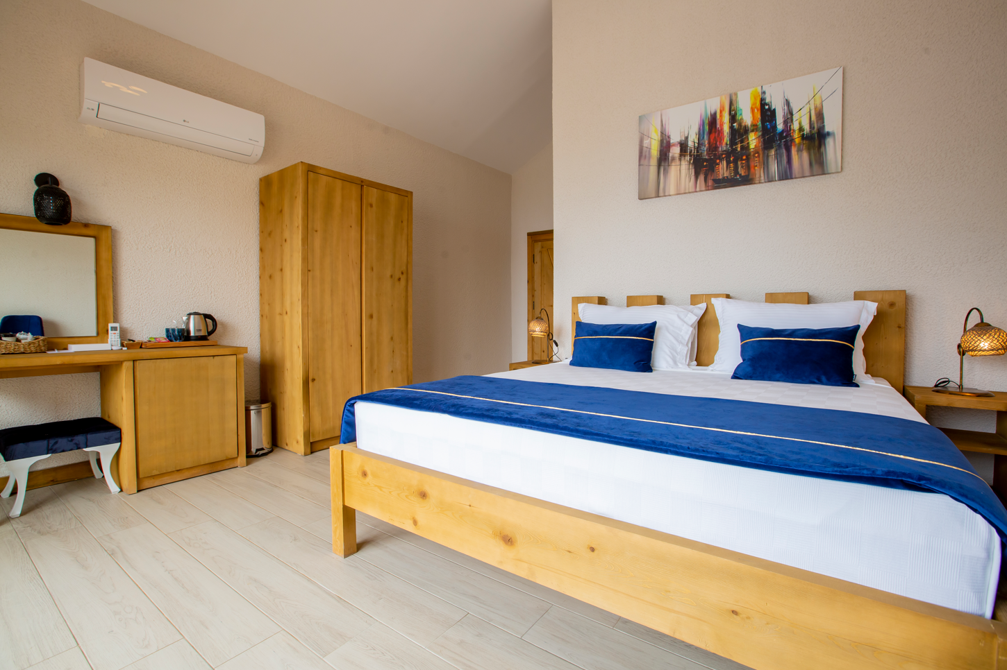 Royal Suite Room, Pool View (Jacuzzi)