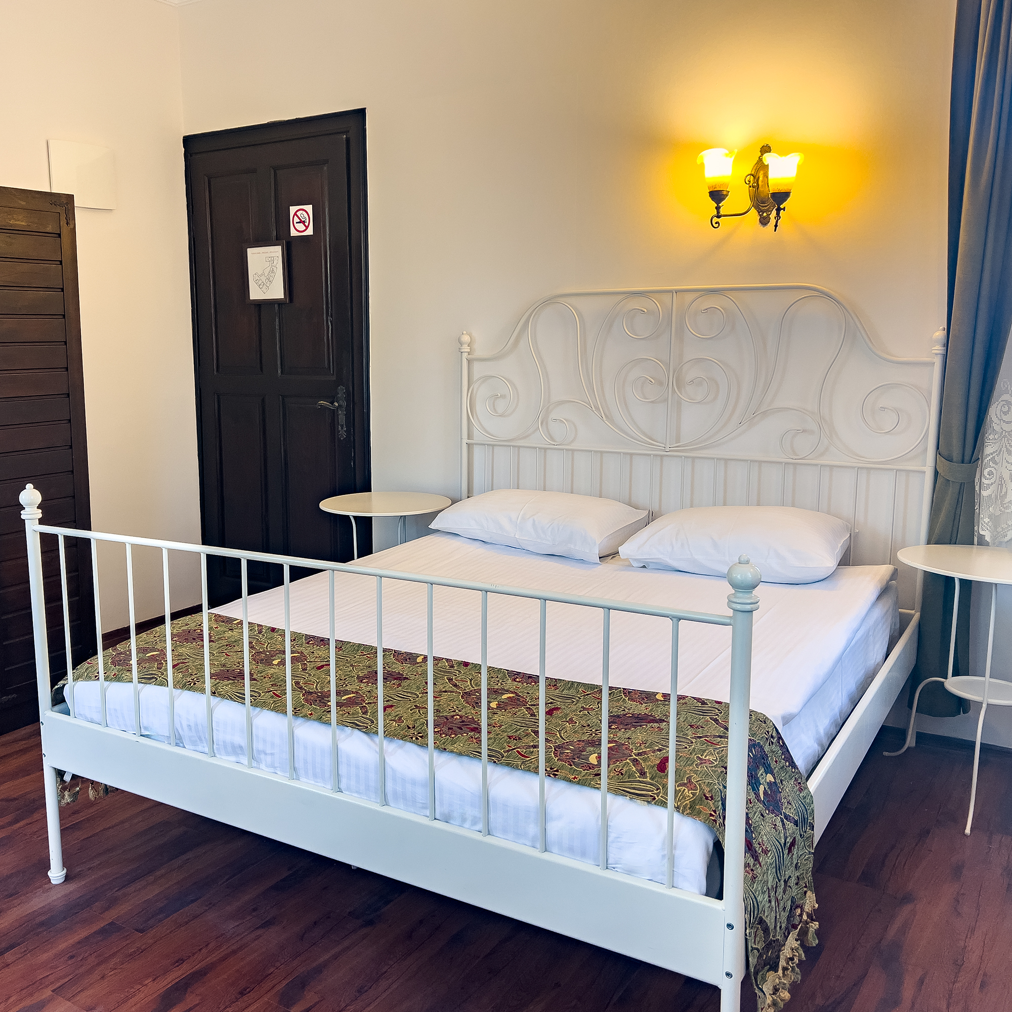 Standart Oda, Bahçe Manzaralı