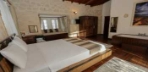 Deluxe Cumbalı Görseli