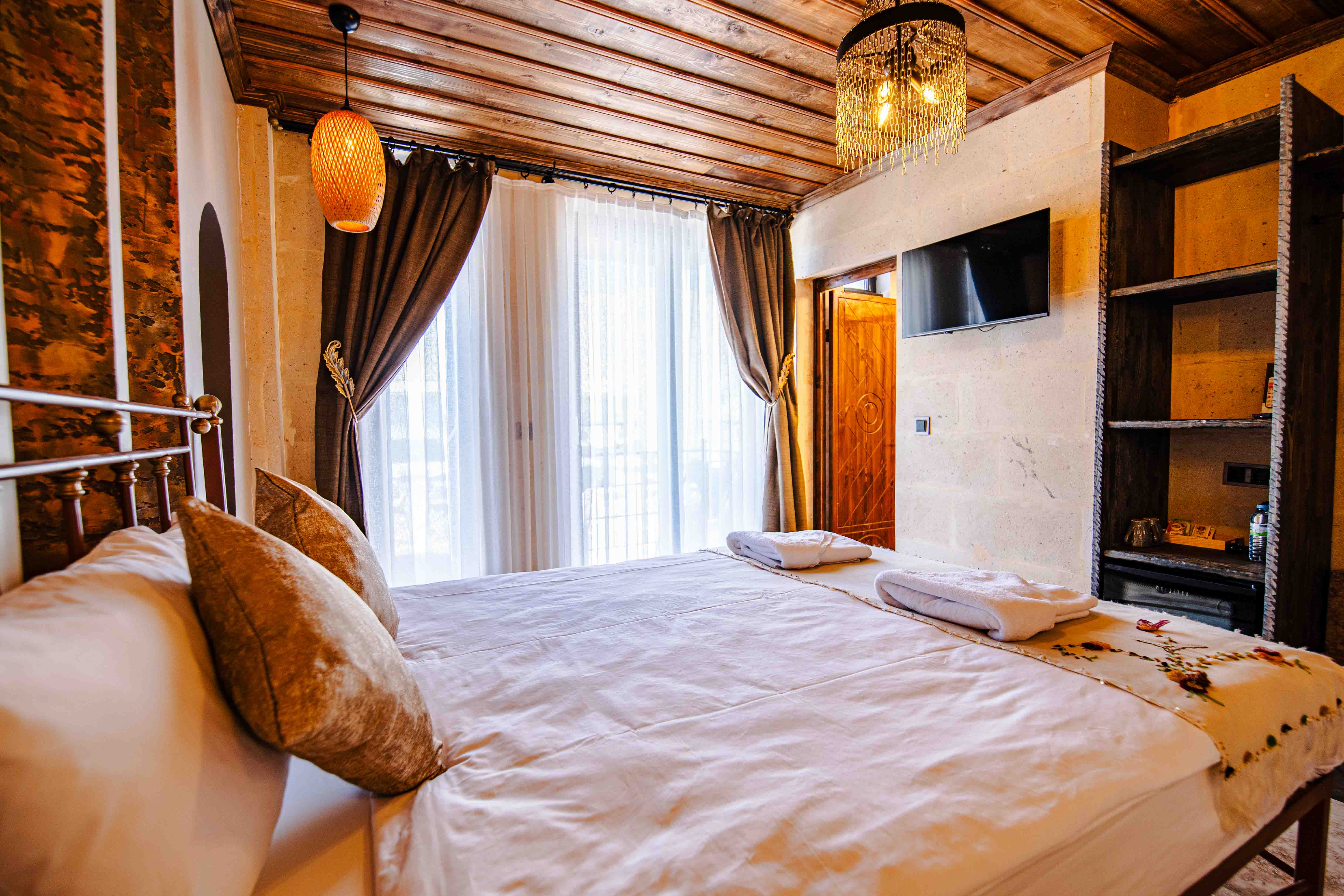 Alika Castle House