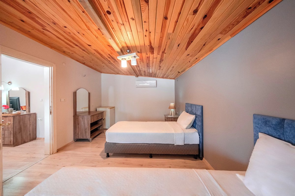 Suite Room