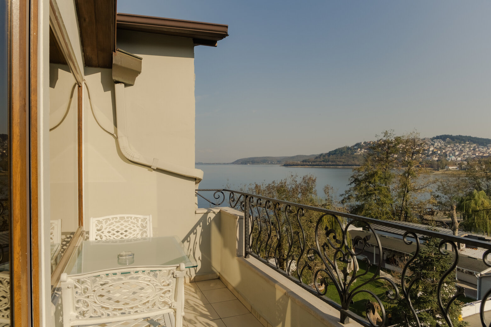 White Honeymoon Suite
