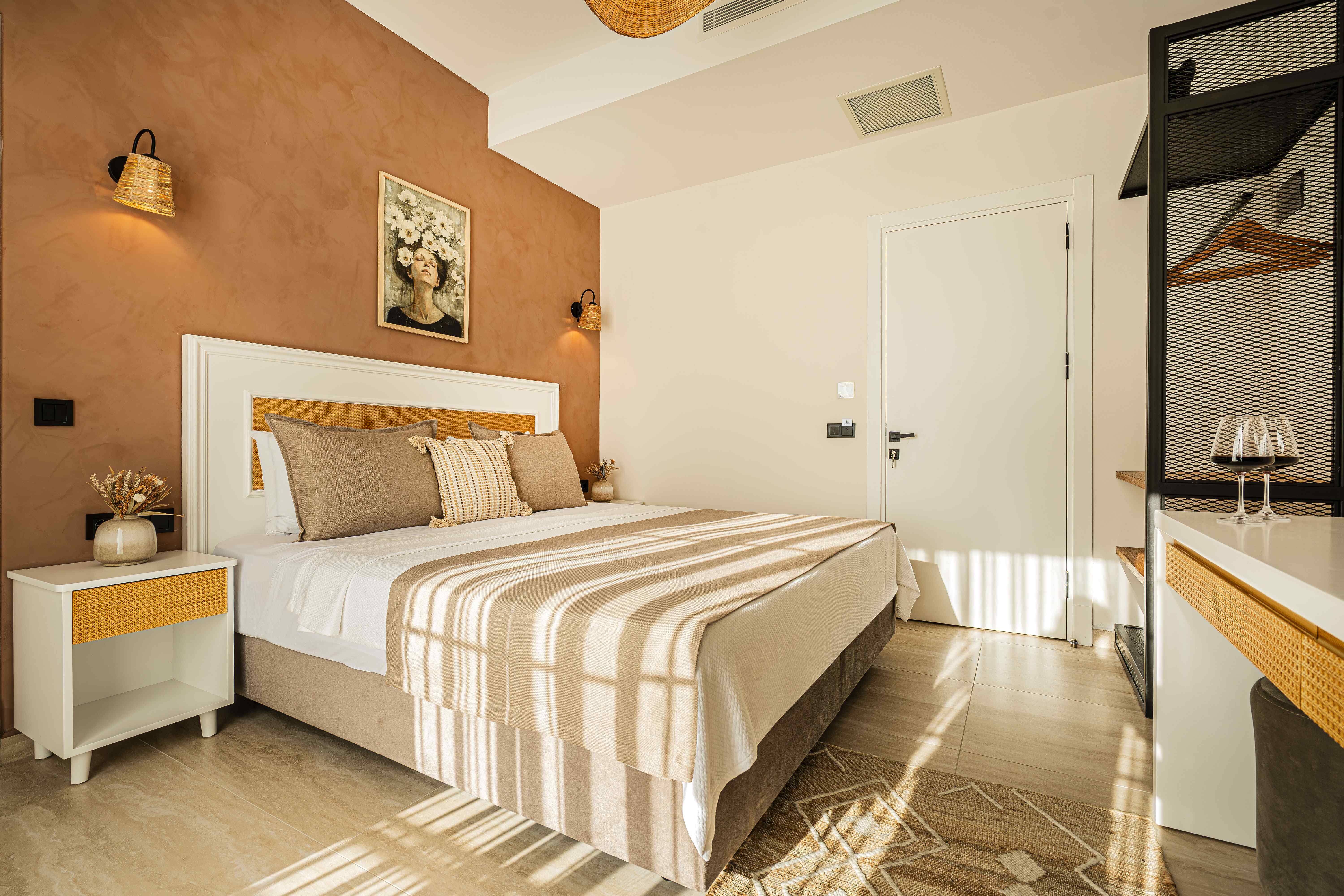 Superior Room with City View