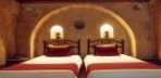 Deluxe Cave Room Görseli