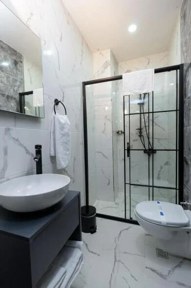 Fly Point Hotel · 11