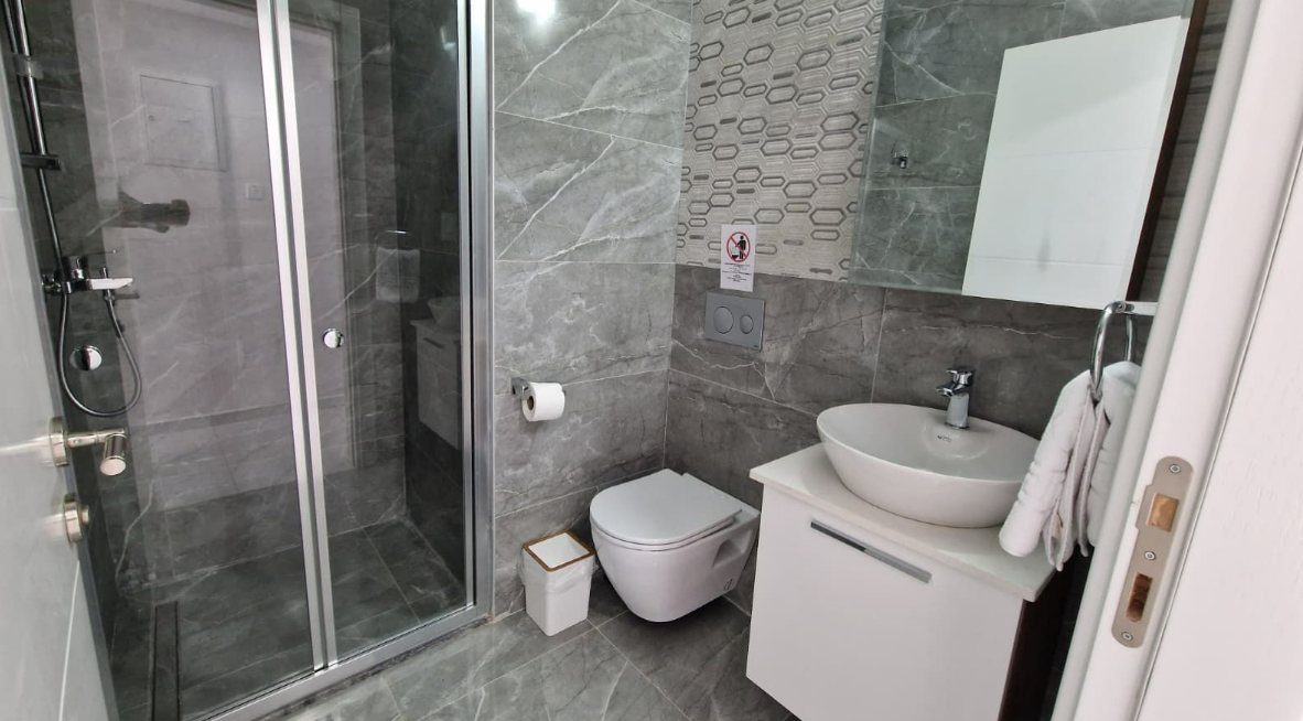Studio Kara Manzaralı