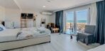 Triple Room with Sea View Görseli