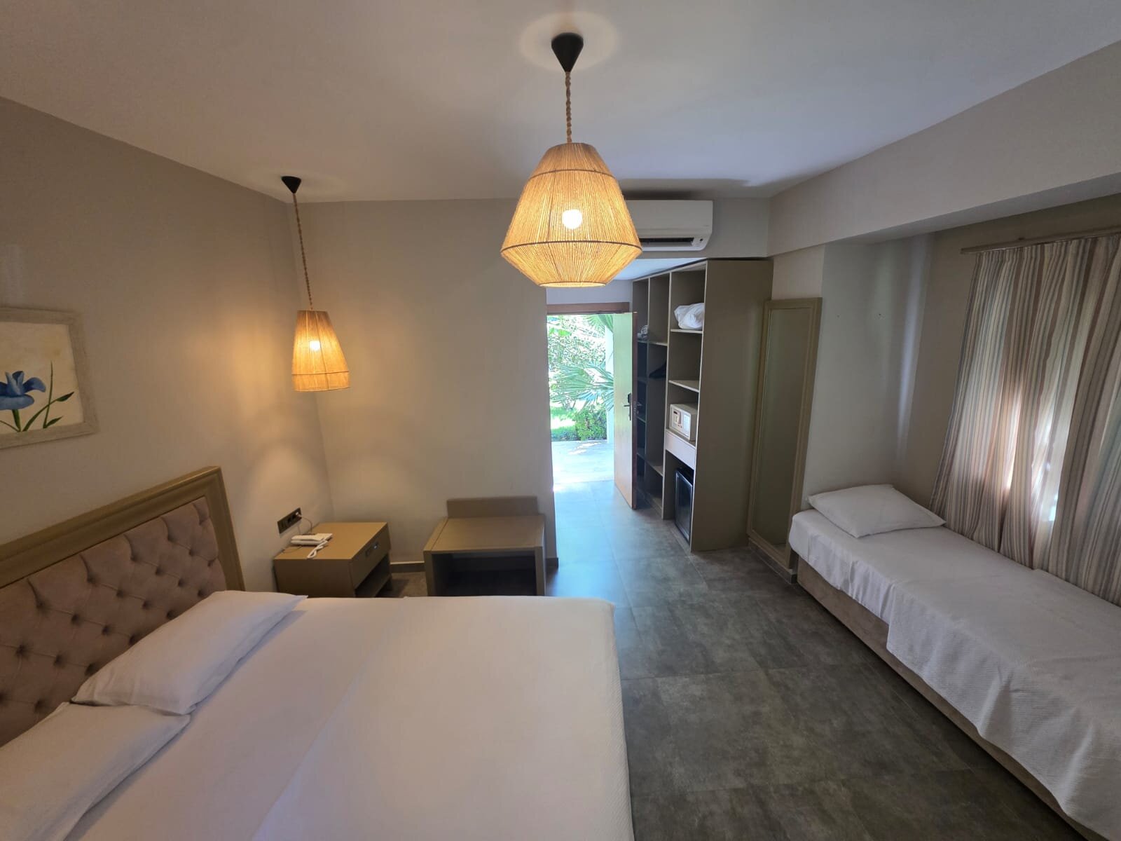 Superior Room with Garden View