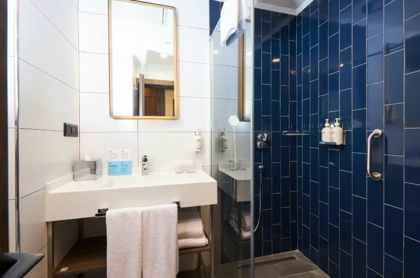 2 Twin Standard Room