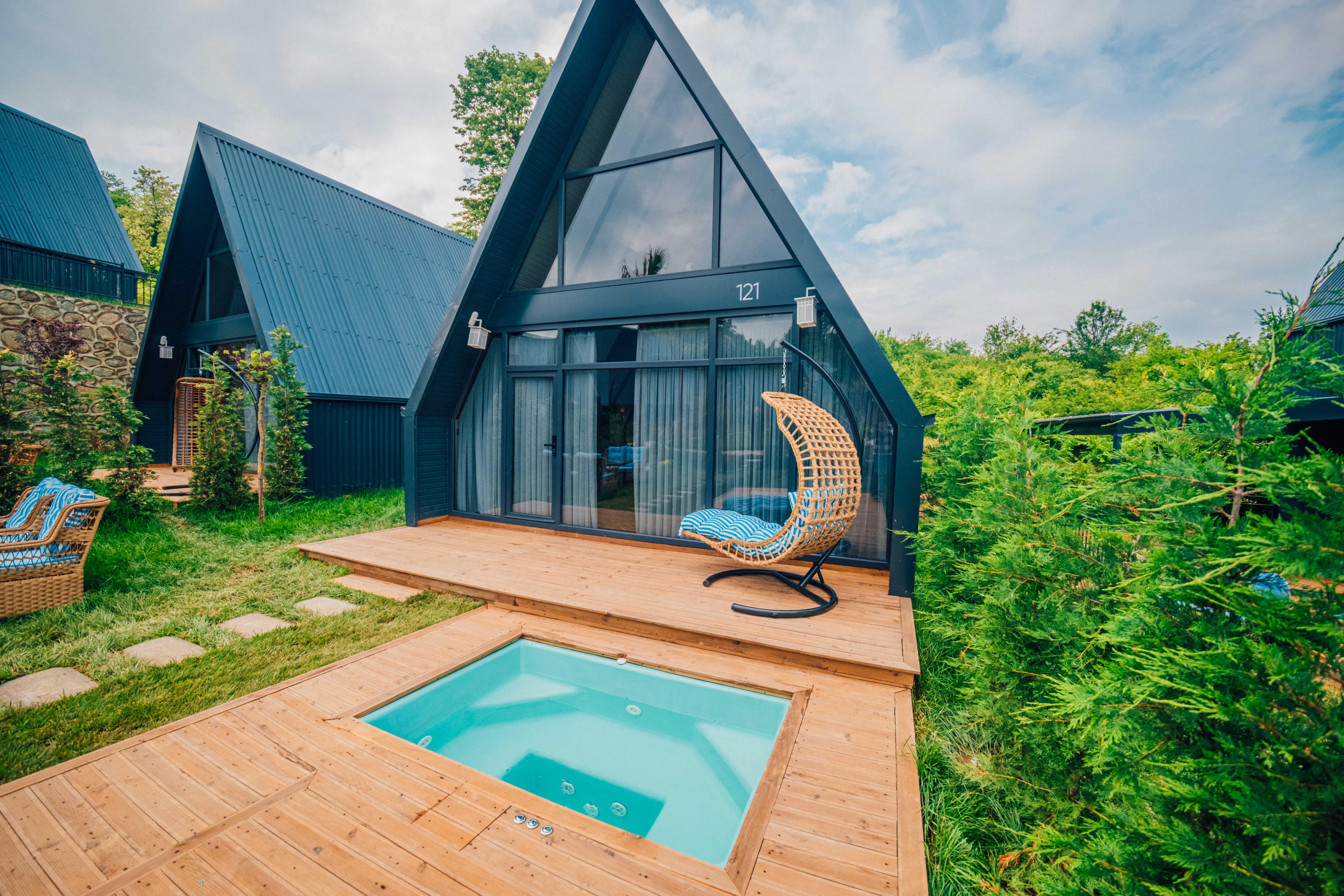 Superior Bungalow Room, Garden View (Jacuzzi)