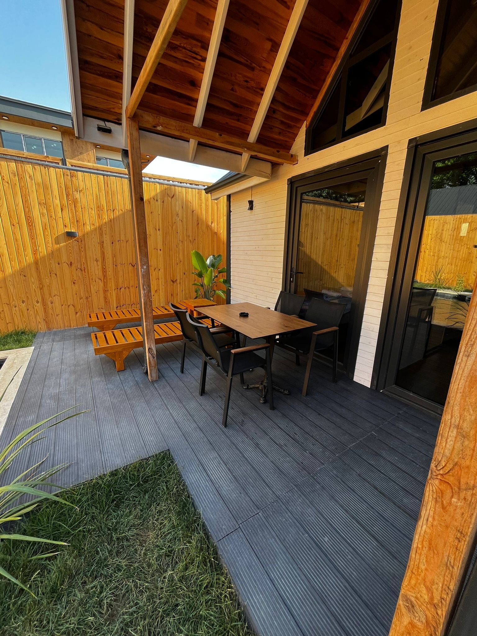 Private Bungalov ( Isıtmalı Havuzlu )