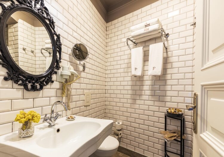 Petros Hotel · 8