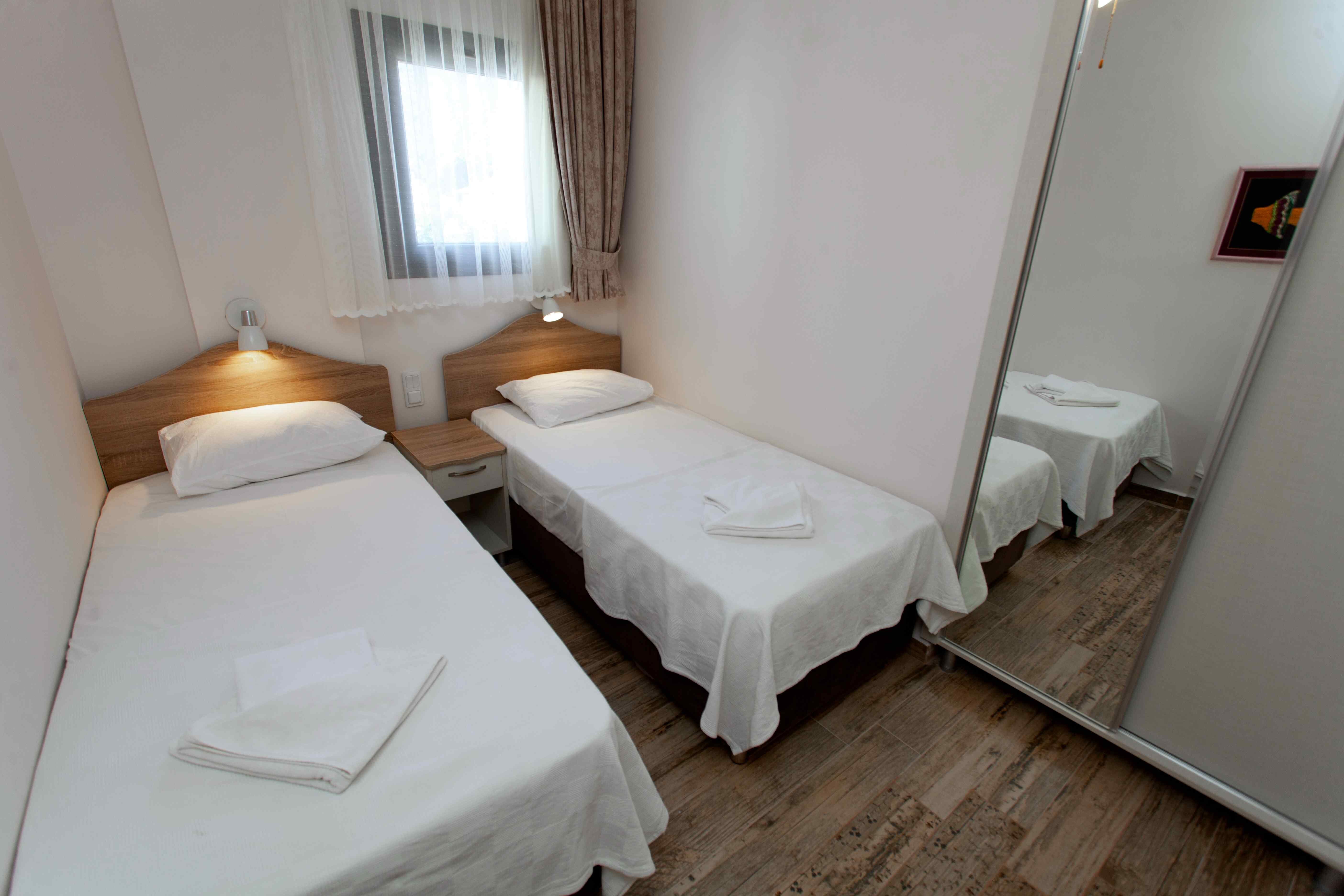 Havuz Manzaralı 2+1 Junior Suite