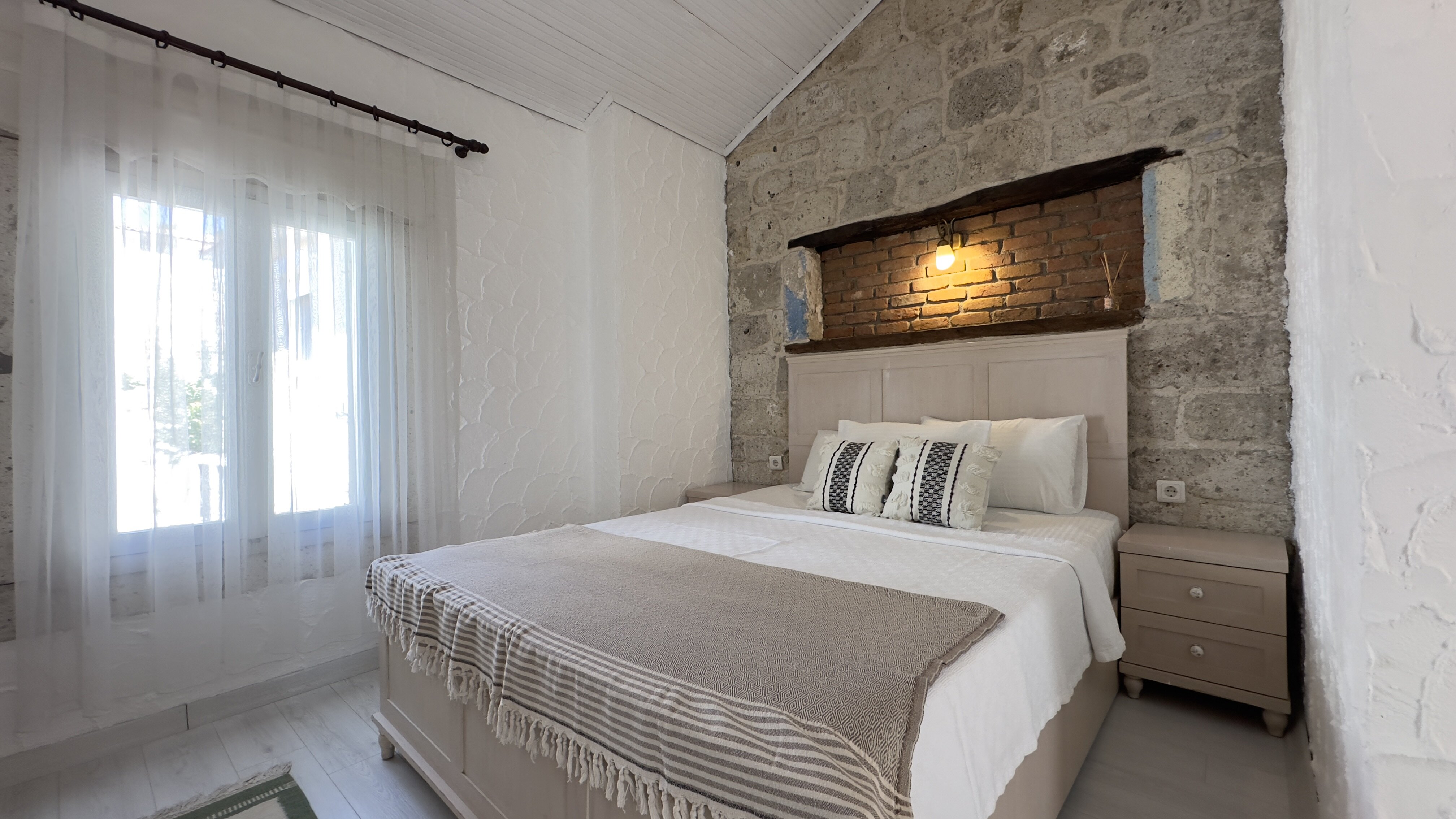Aliko Otel Alaçatı Rezervasyon