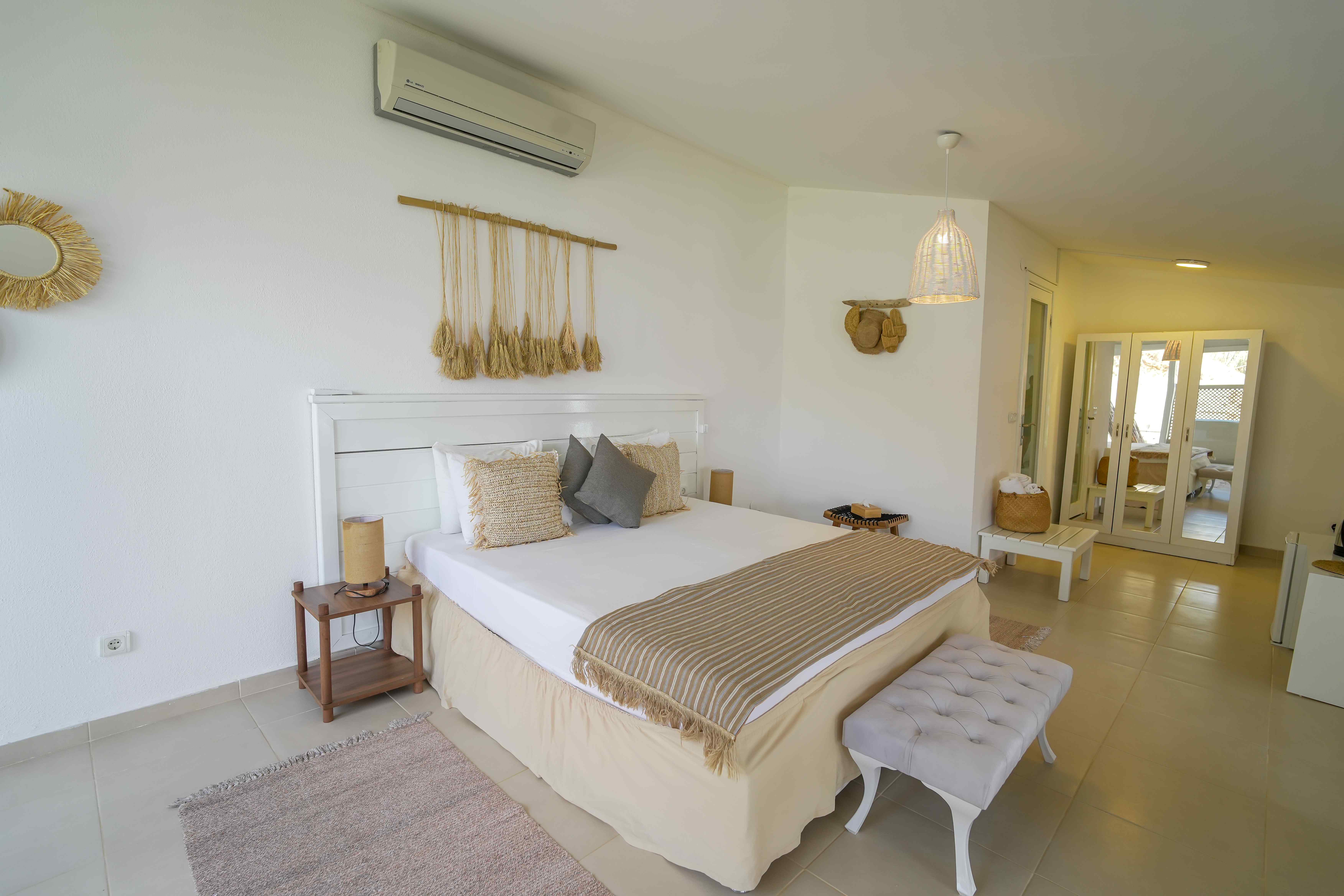 Deluxe Superior Terrace Luxury Room, Sea View (Terrace)