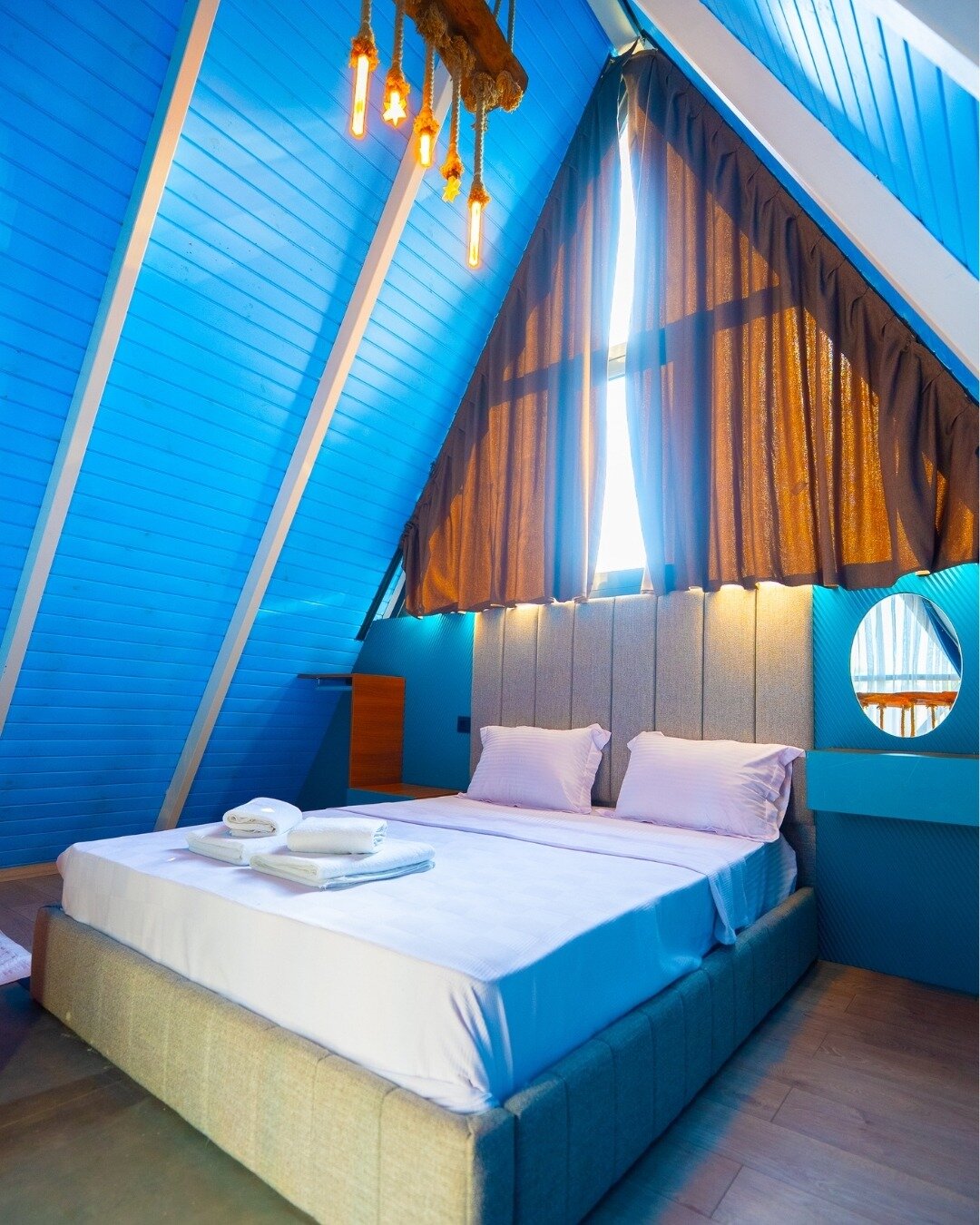 2+1 Isıtmalı Havuzlu Jakuzili Bungalow