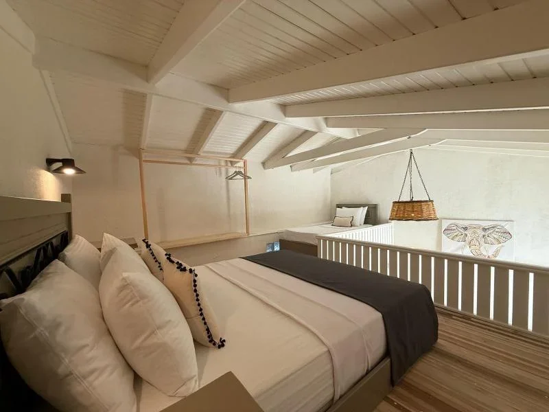 MAYKA Loft Suite