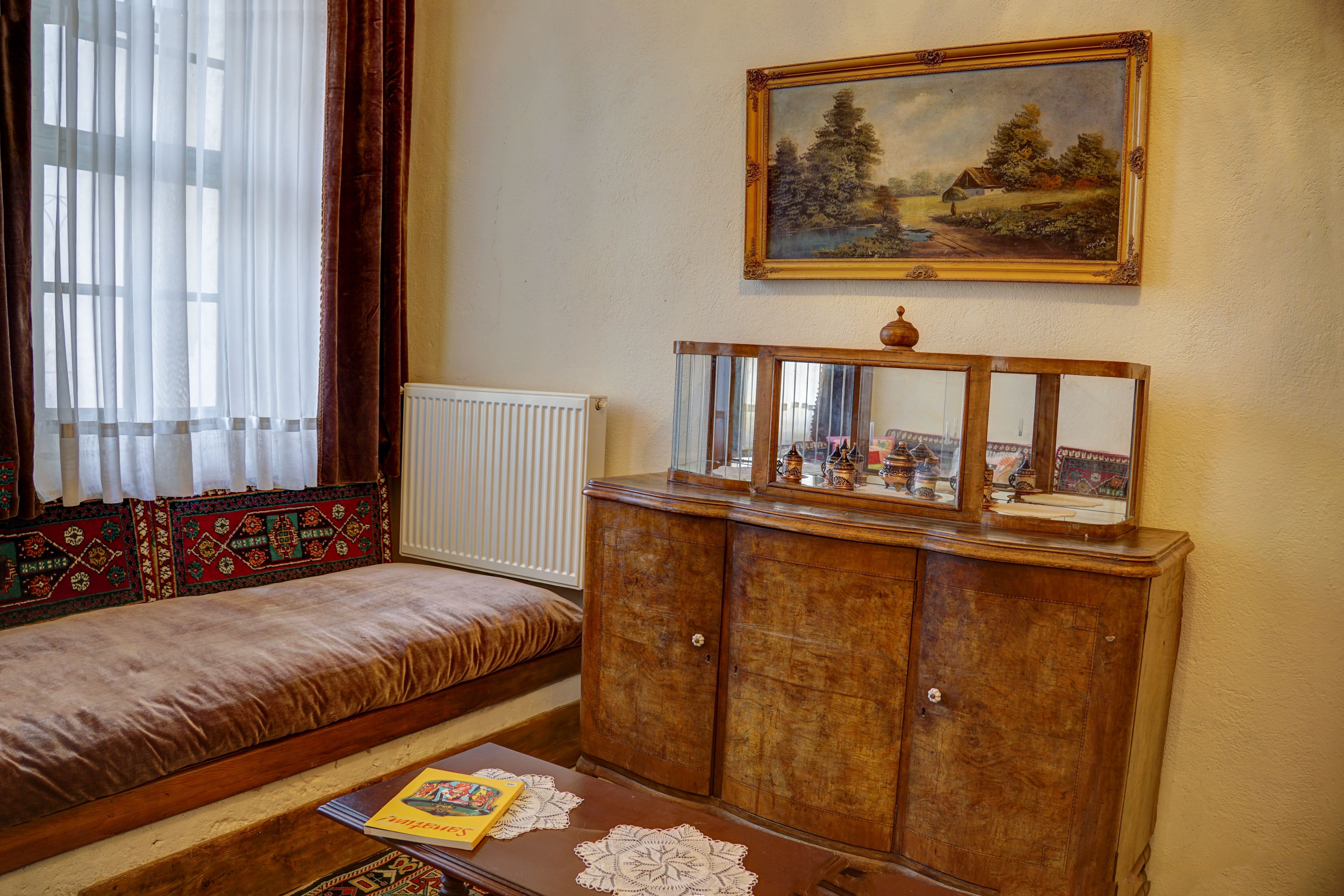 106 Golgoli Family Suit Room