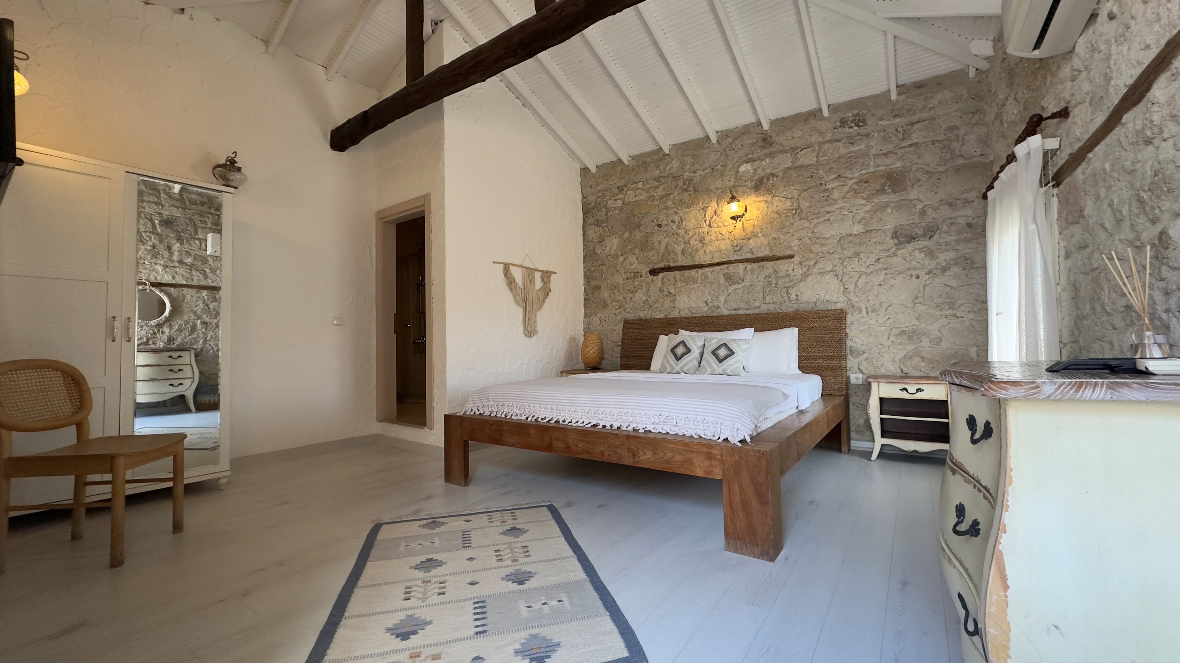 Aliko Otel Alaçatı Rezervasyon