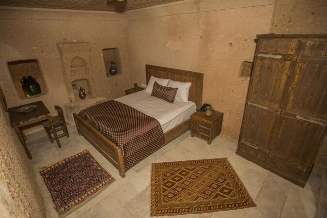 Helike Cave Hotel