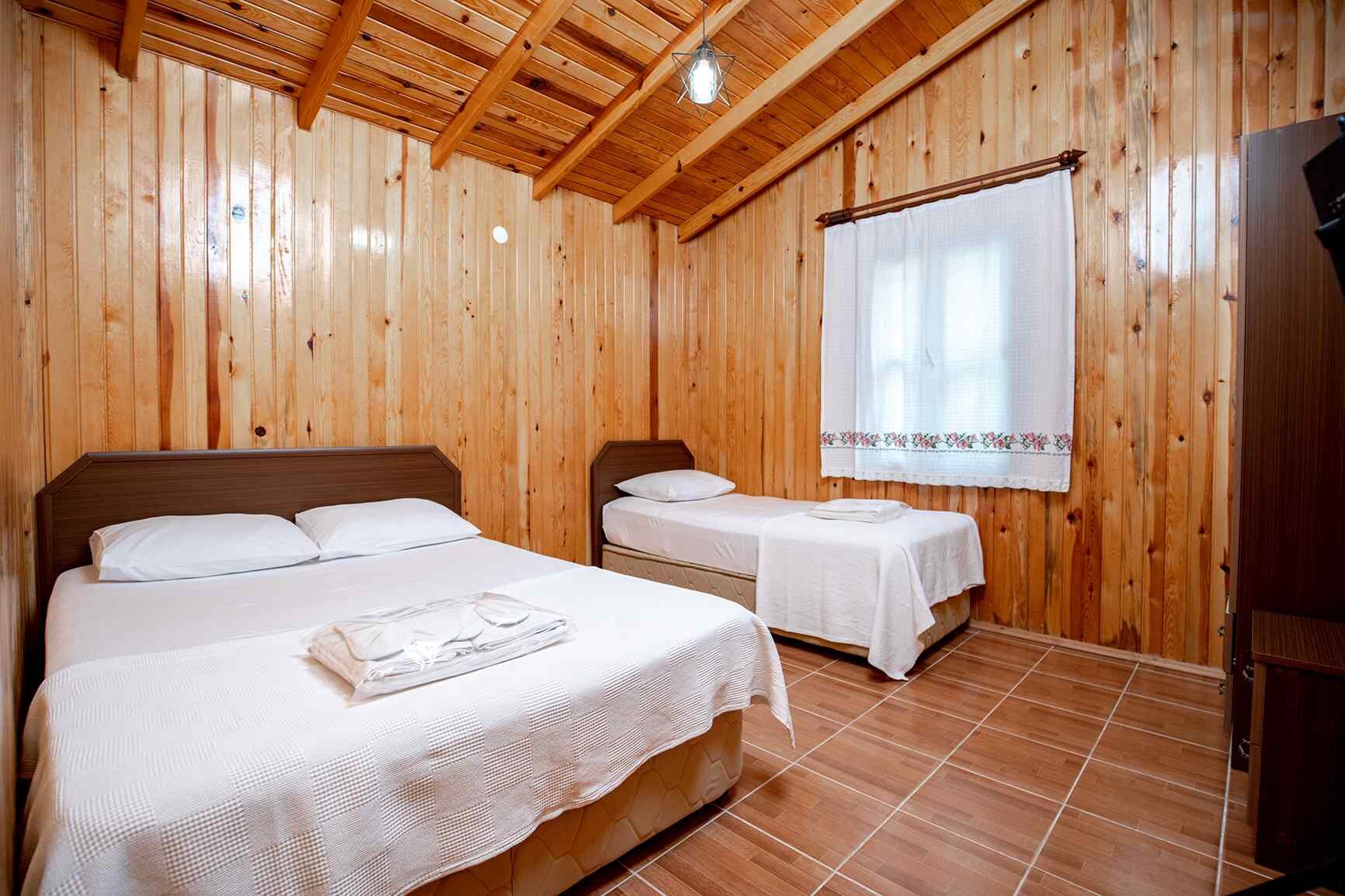 1+1 Max Bungalow