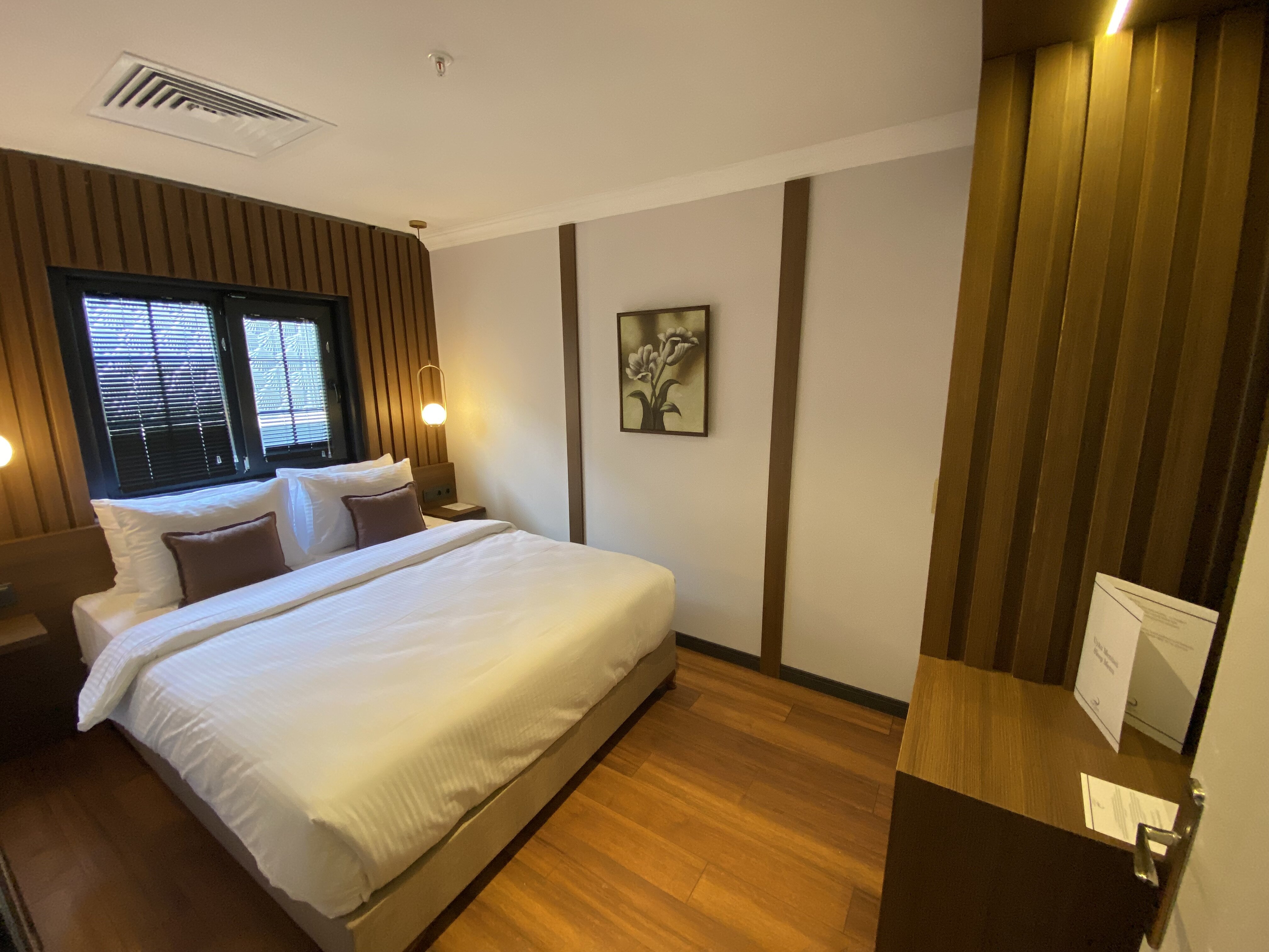 Vira Otel