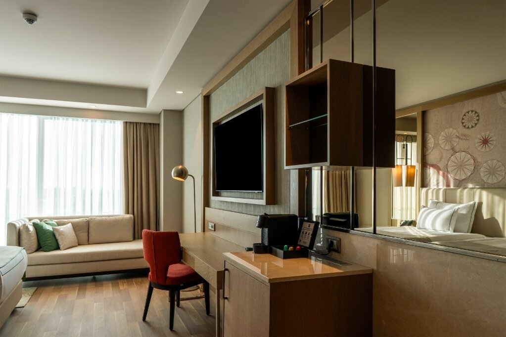 Executive Thermal Family Suite