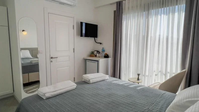 Emel Hanım Urla galeri 6