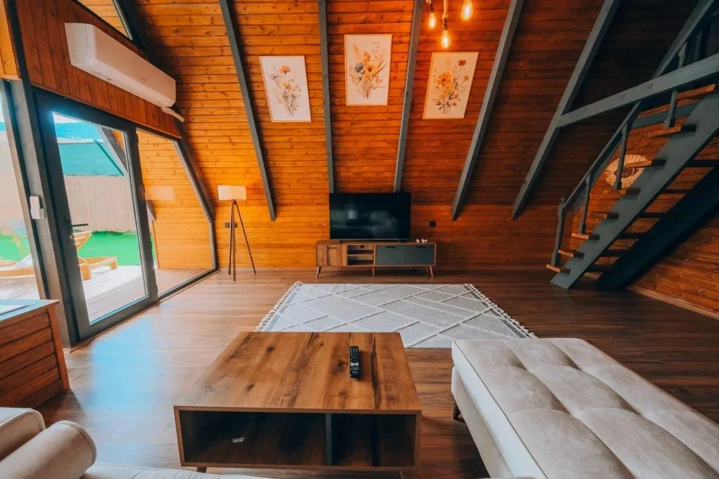 Bungalov ( Özel Isıtmalı Havuzlu )