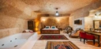 Deluxe Cave Oda (Jakuzili) Görseli