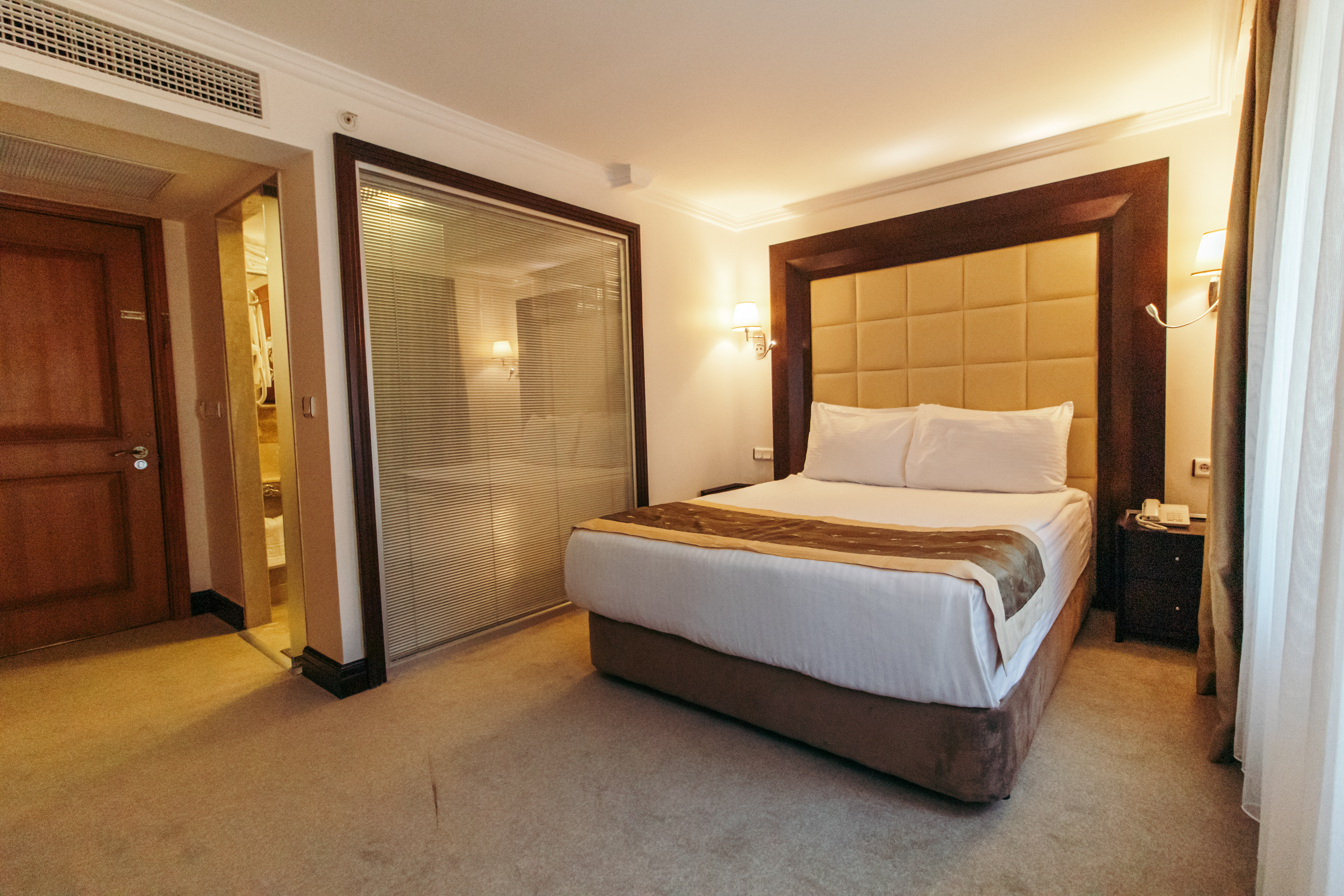 Single Room (1 Person)