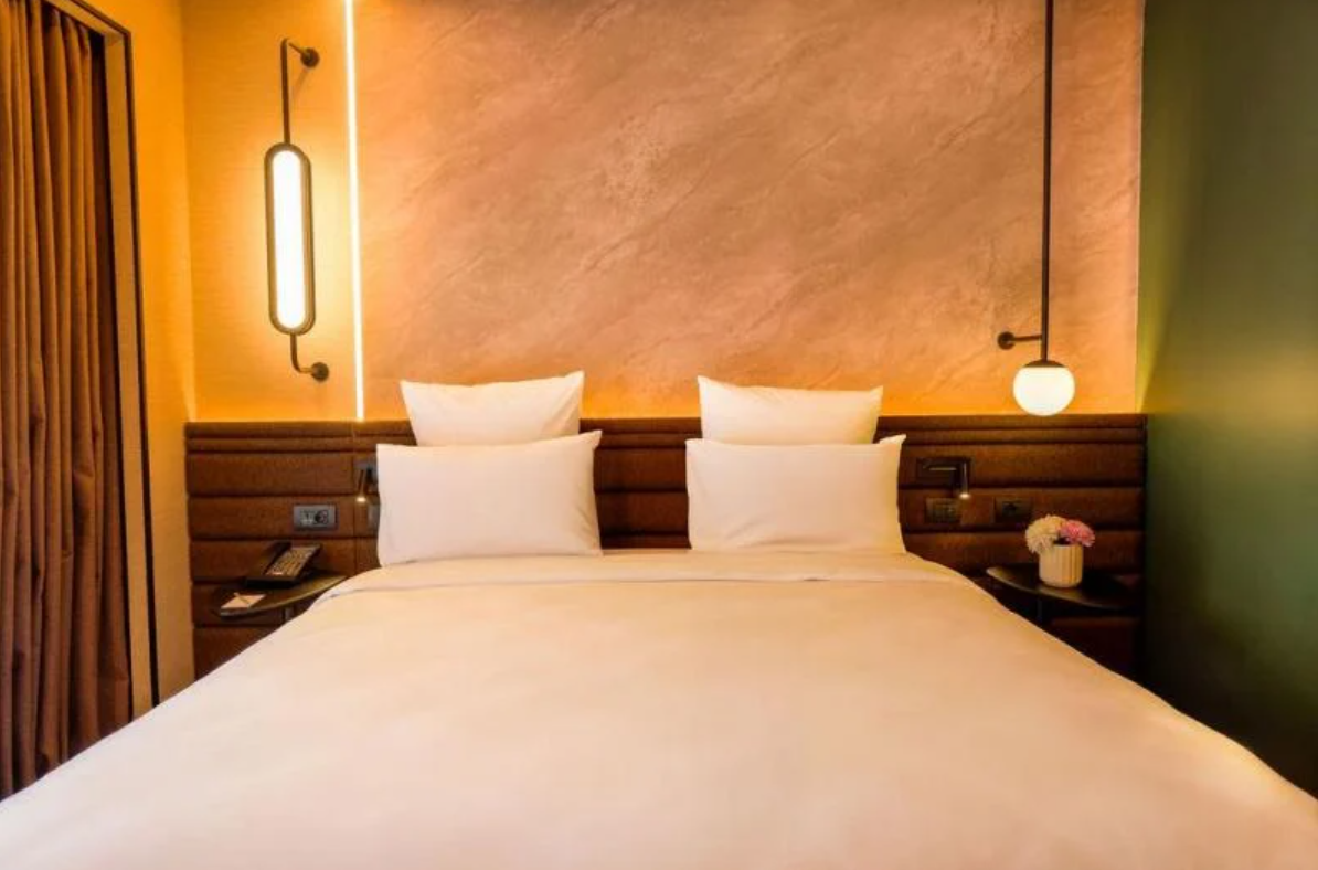 Novotel İstanbul Bomonti · 12