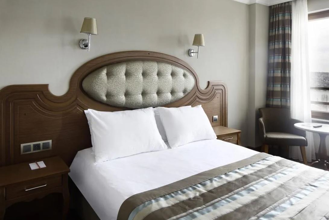 Standart Oda, Haliç Manzaralı