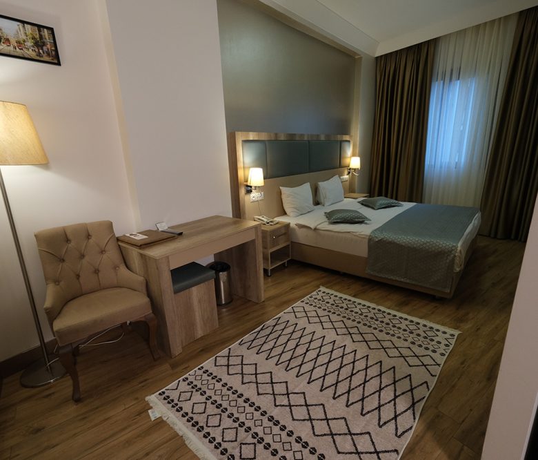 Deluxe Room (Without Balcony)