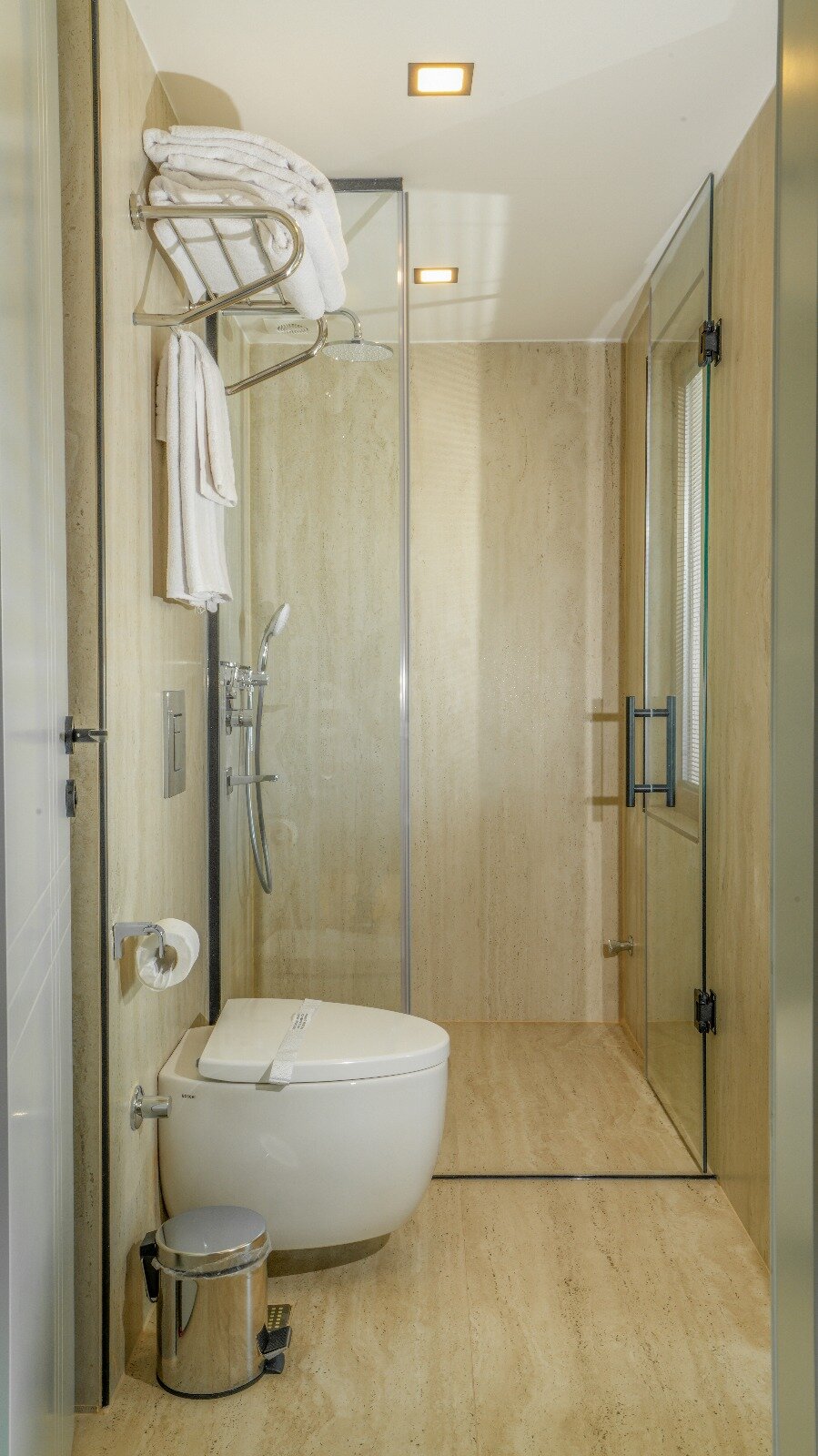 Deniz Manzaralı Suit 3
