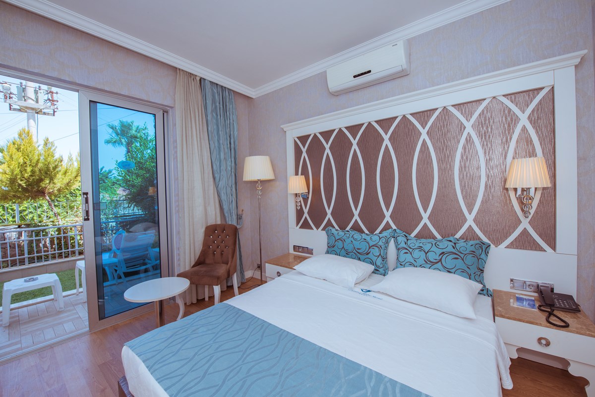Ocean Blue High Class Hotel Kara Manzaralı Standart Oda