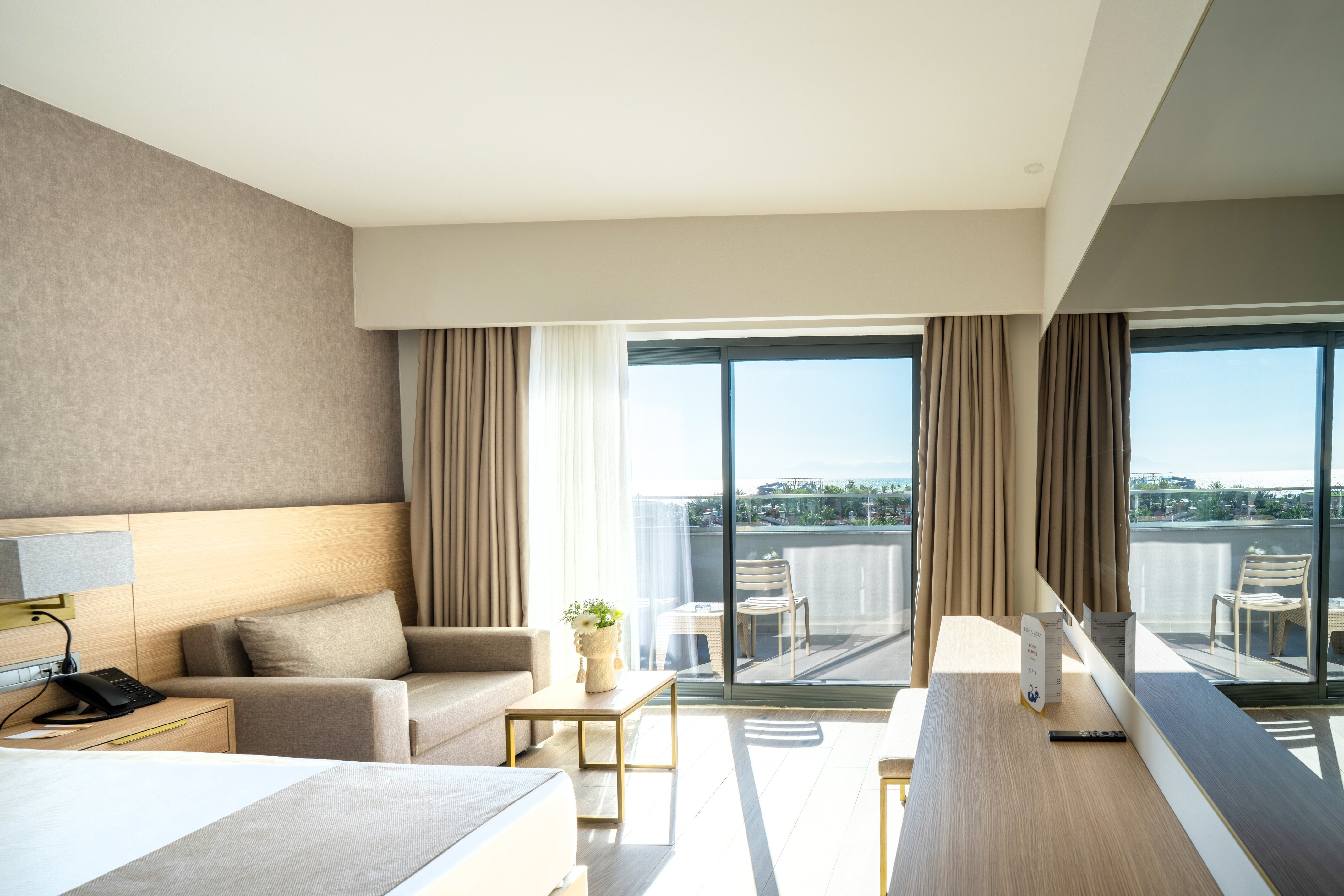 Deluxe Deniz Manzaralı Oda