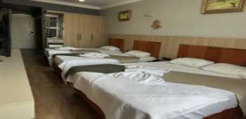 Metros Hotel · 39