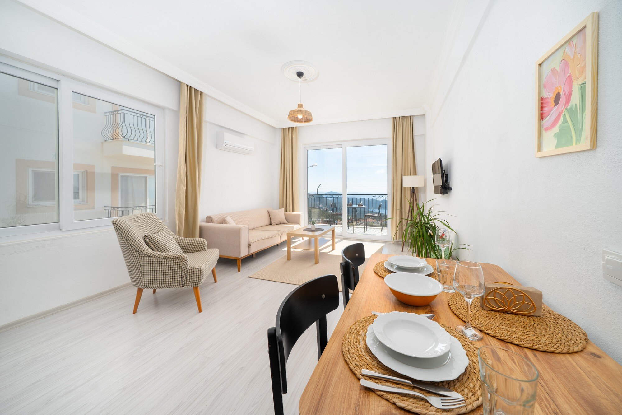 Suite with Panaromic Sea View