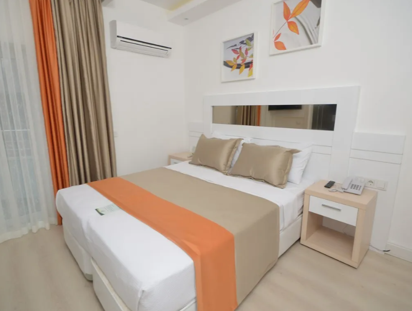 Doc`s Hotel