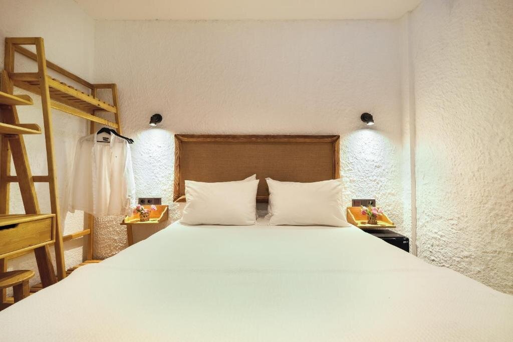 Deluxe Has Balcony Room (Balcony)
