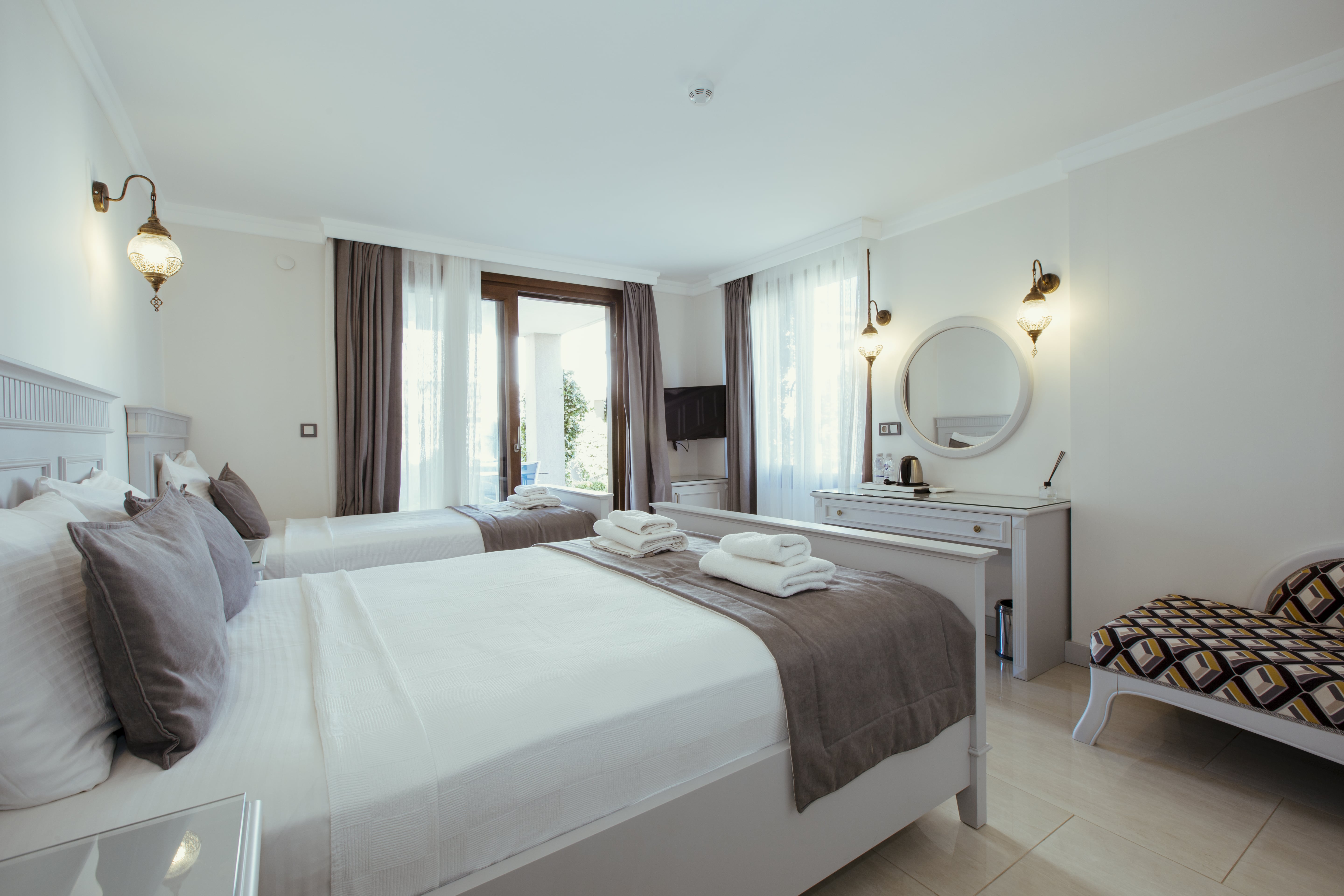 Teras Oda (3 Kişilik, Teraslı)