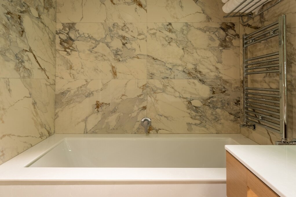 Executive Thermal Family Suite