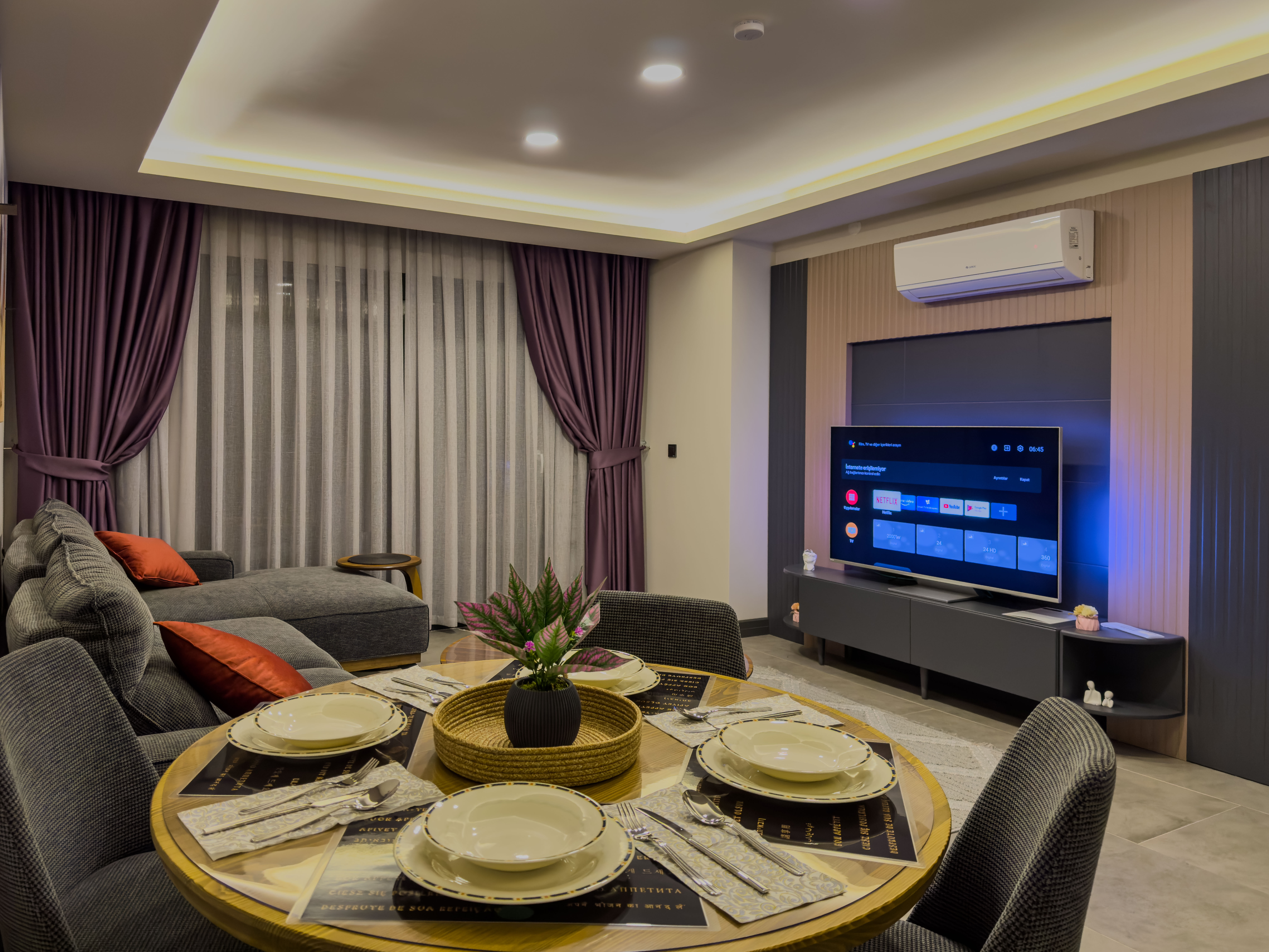 King Family Suite