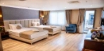 One Bedroom Suite with Sofa Bed Görseli