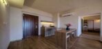 Suite with Kitchenette & French Balcony Görseli