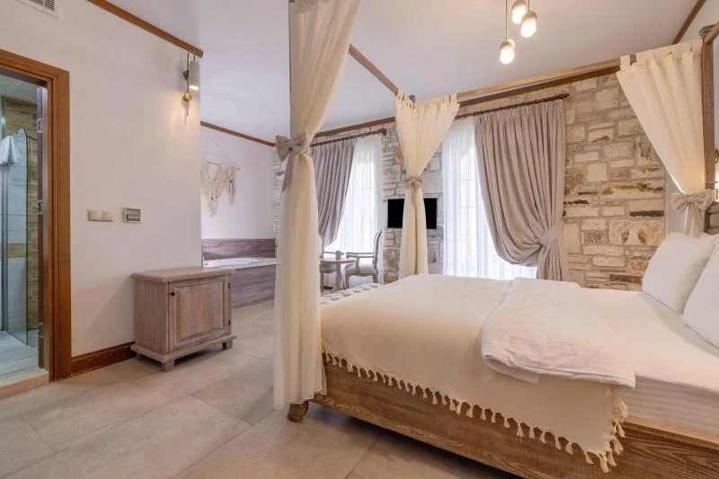 Balayı Odası, Deniz Manzaralı (Jakuzi)