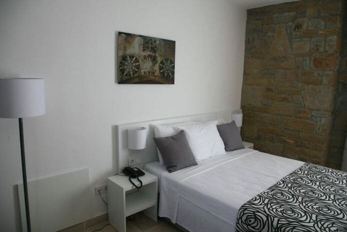 Anemos Hotel · 4